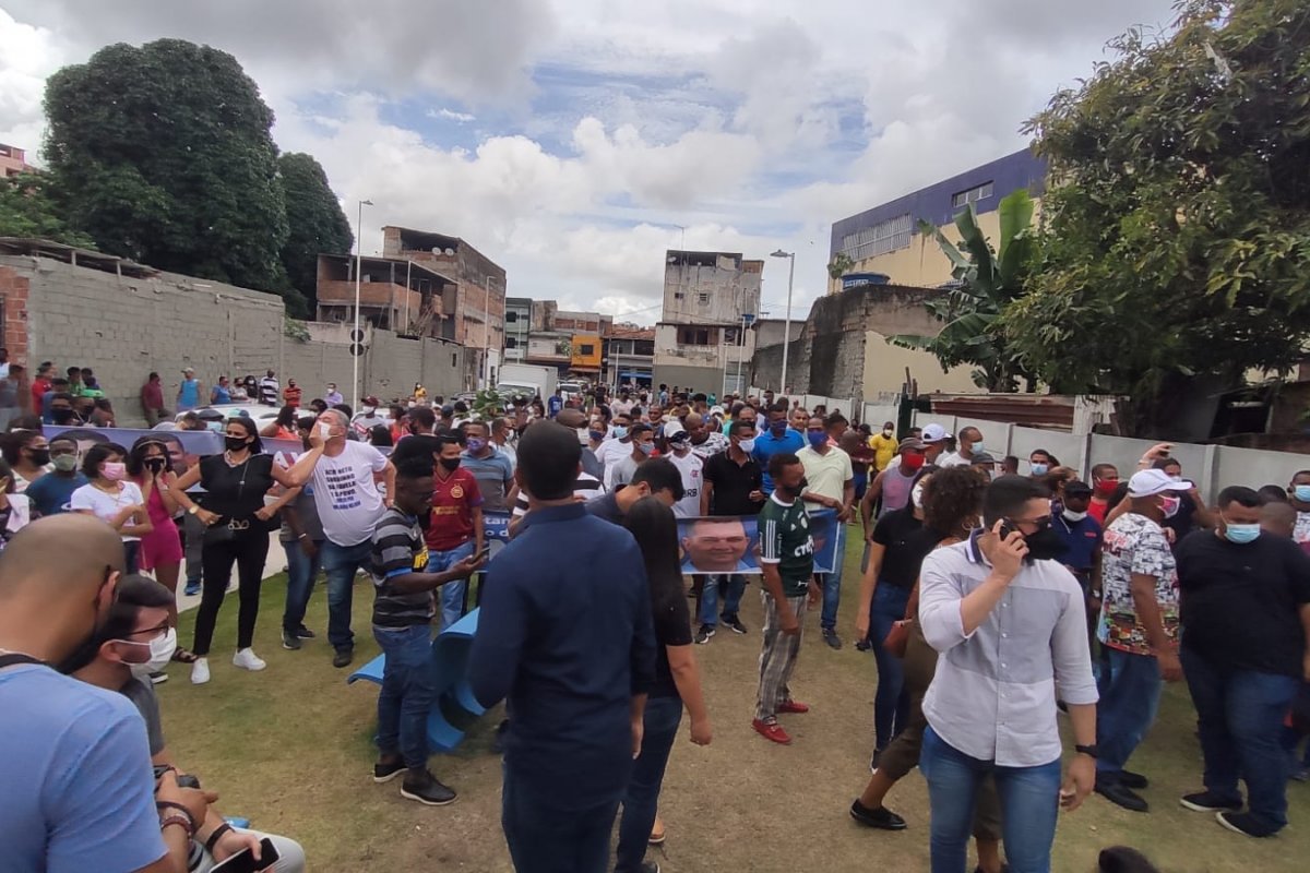 [Vídeo: aglomeração é registrada em aniversário de ACM Neto durante pauta da prefeitura de Salvador ]