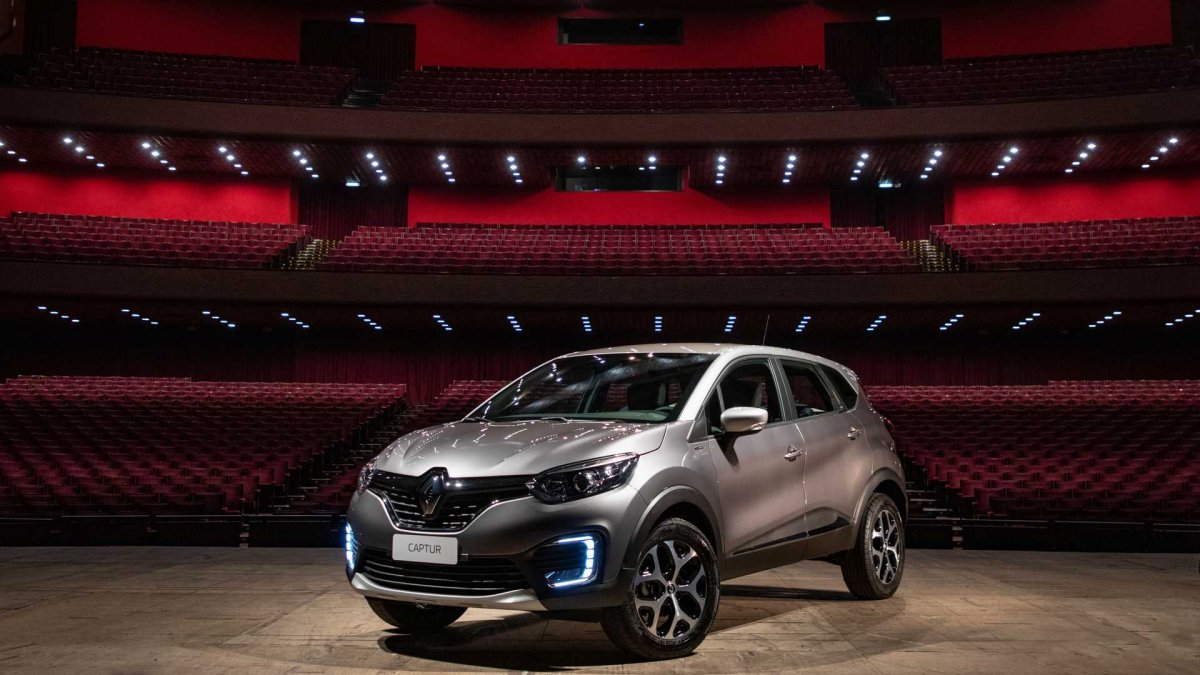 [Renault Captur 2020 chega às concessionárias com série especial Bose ]