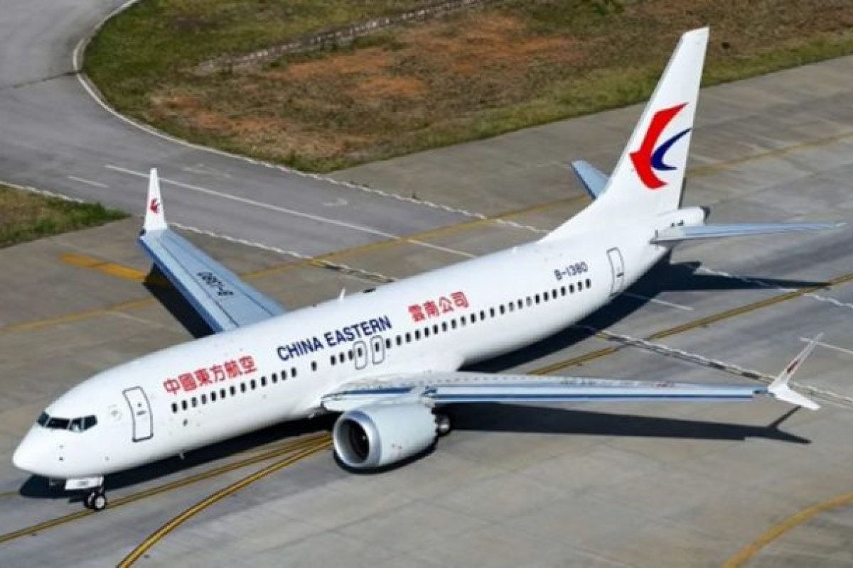 [Avião com 132 pessoas a bordo cai no sul da China]