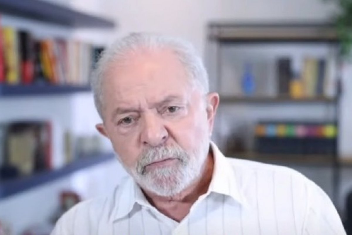 ['Candidato a gente não inventa', diz Lula ao negar existência de terceira via nas eleições]