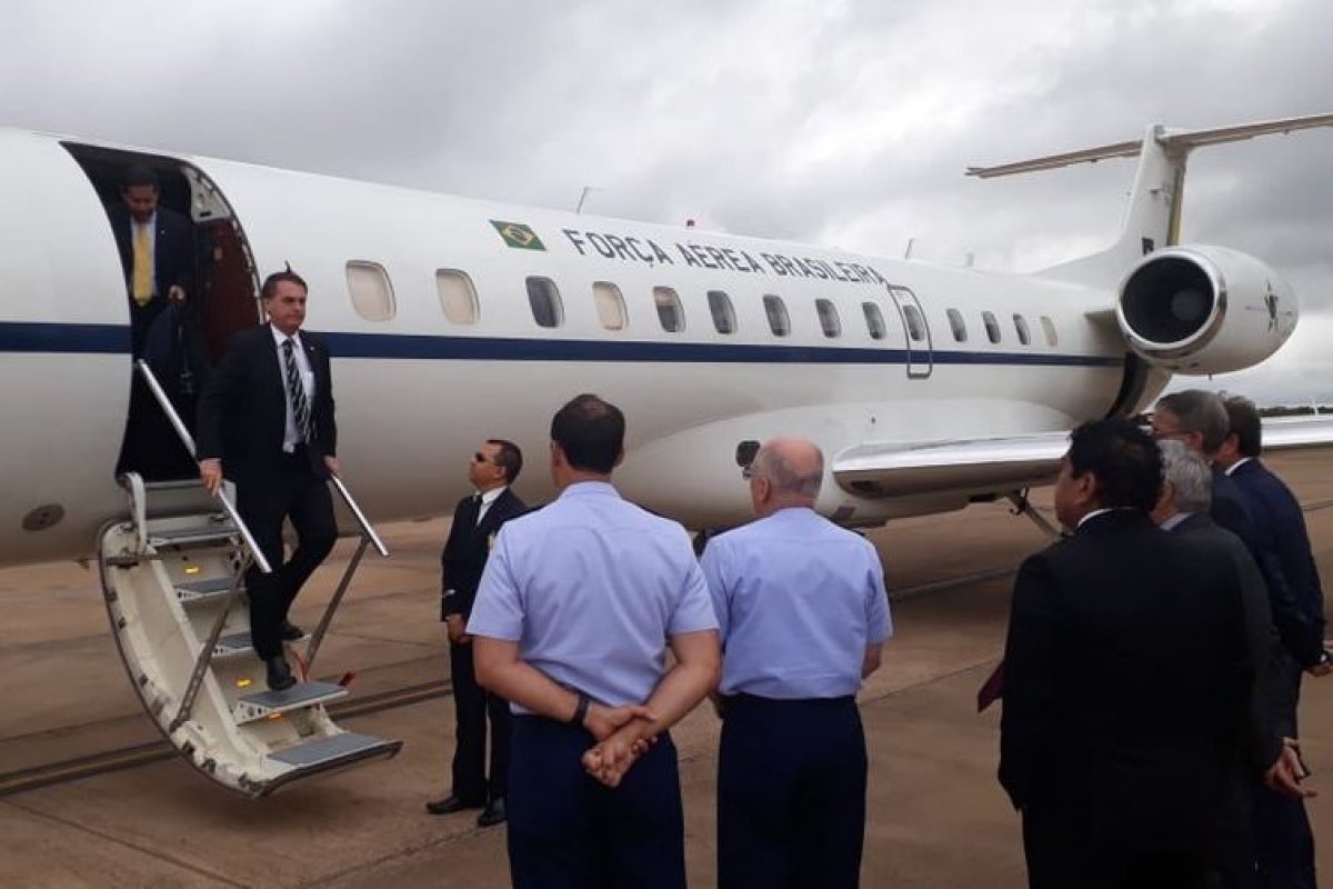 [Em ritmo de campanha política, Bolsonaro faz sua quinta viagem em sete dias]