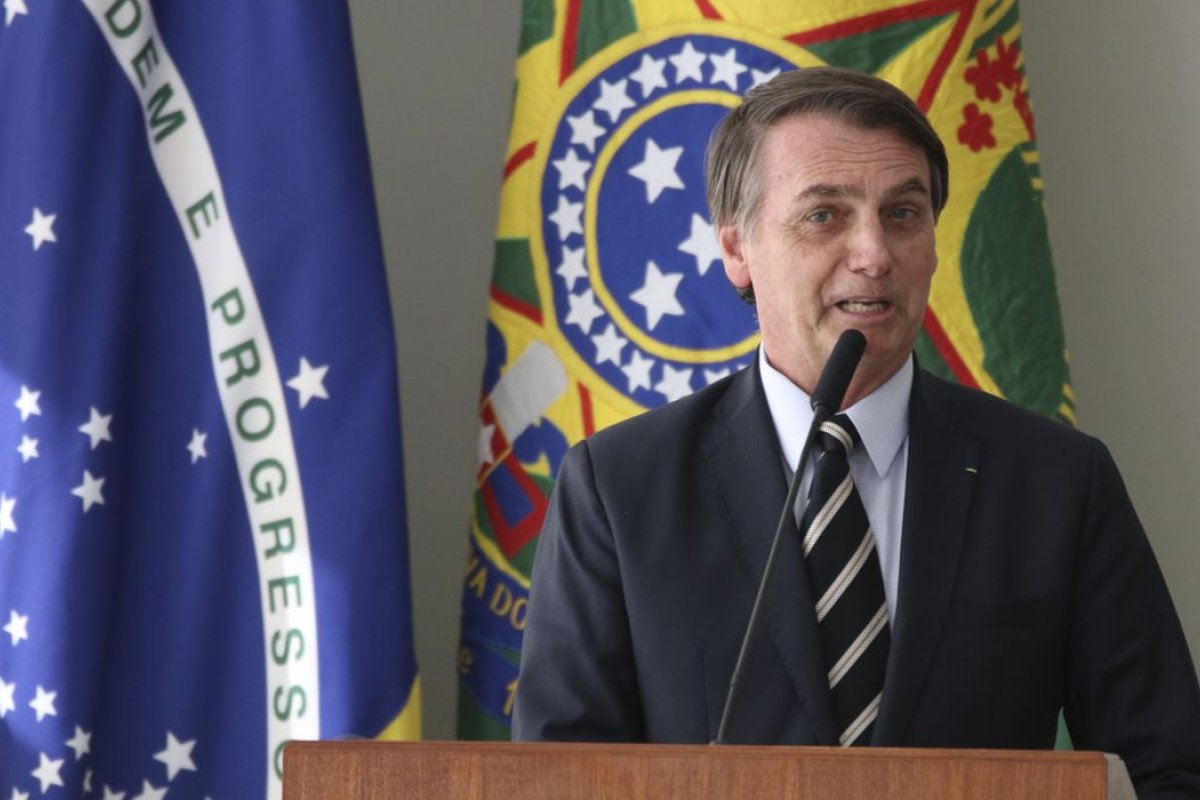 [Bolsonaro lidera pesquisa de intenção de votos no Distrito Federal com 36%; Lula tem 29,2%]