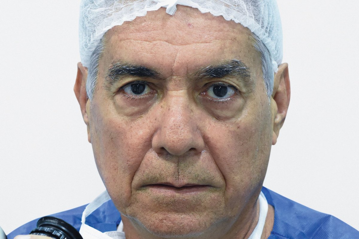 [Médico Ruy Cunha terá biografia lançada em congresso internacional de oftalmologia realizado em Salvador    ]