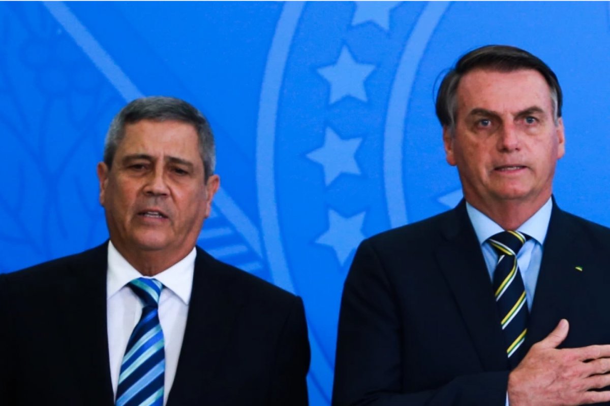 [Braga Netto é confirmado como candidato a vice-presidente na chapa com Bolsonaro]