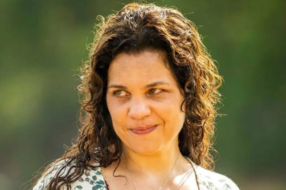 [Viva a bruaca! Sucesso em Pantanal, Isabel Teixeira é escalada para nova novela da TV Globo! ]