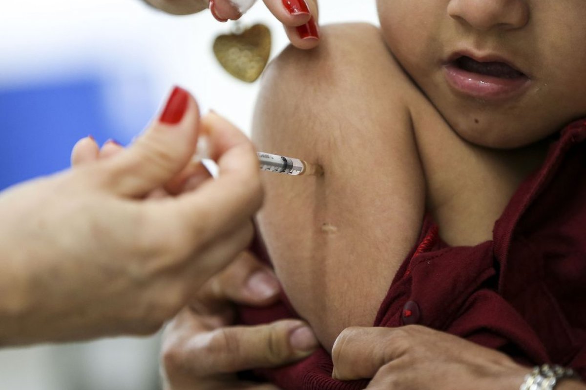 [Brasil corre risco de reintrodução a poliomielite, diz Opas]