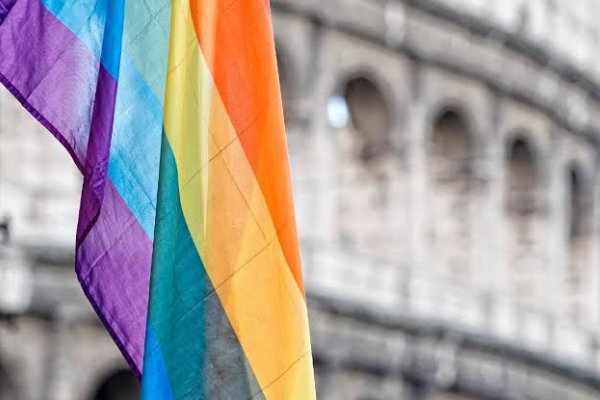 [Após vitória da extrema-direita na Itália, comunidade LGBT cita 