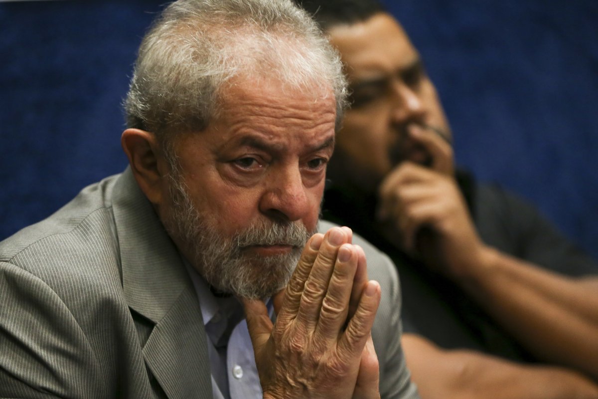 [A um mês de assumir o governo, equipe de Lula corre para aprovar PEC do Estouro]