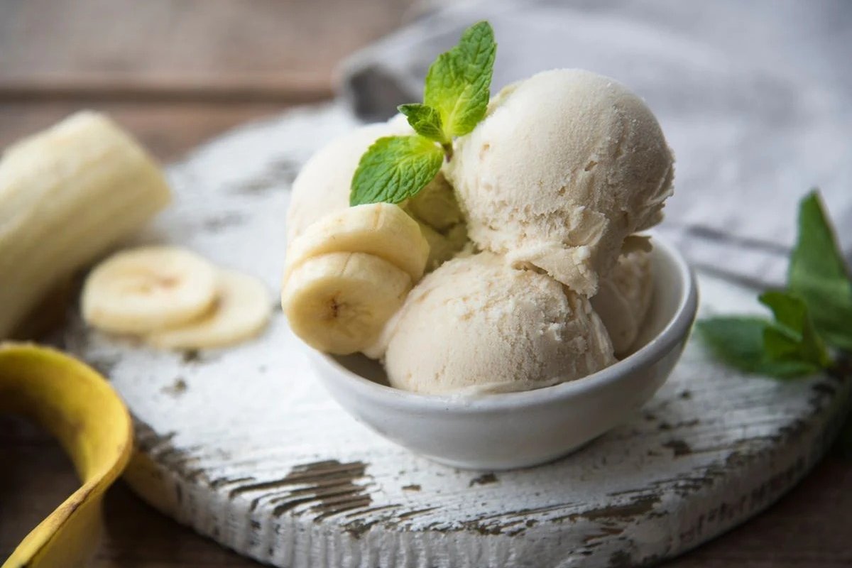 [Verão saudável: Nutricionista do CEUB ensina opções nutritivas de sorvetes e sobremesas! ]