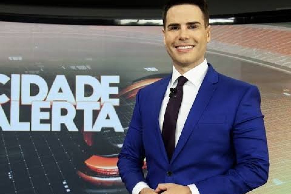 [Luiz Bacci anuncia afastamento do Cidade Alerta da Record TV!]
