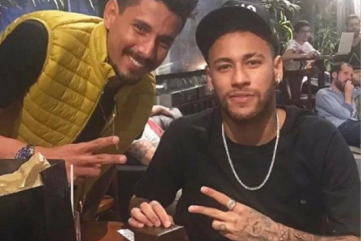 [Polícia Civil do DF intima Neymar a depor sobre lavagem de dinheiro]