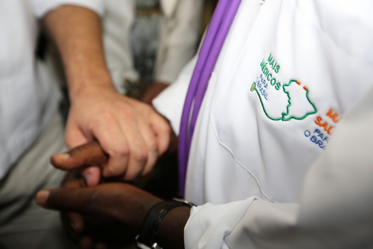 [Médicos cubanos devem ser recontratados para programa Mais Médicos, diz Justiça]