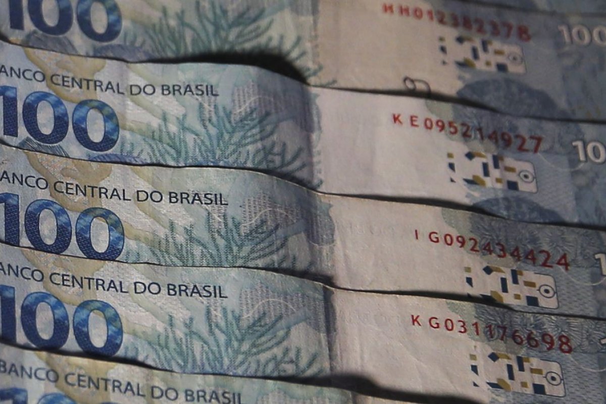 [Itaú, Bradesco e Santander têm lucro de R$ 64,3 bilhões em 2022]
