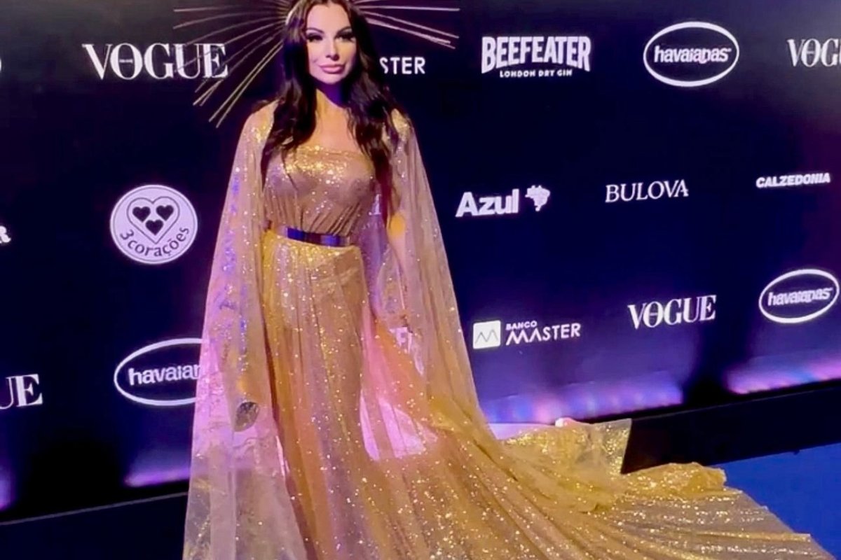 [Modelo Camila Montovani brilha no Baile da Vogue 2023! ]