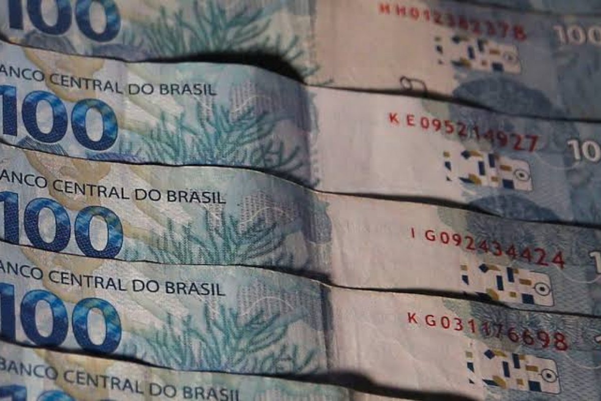 [Vendas no varejo brasileiro avançaram 4,9% em janeiro ]