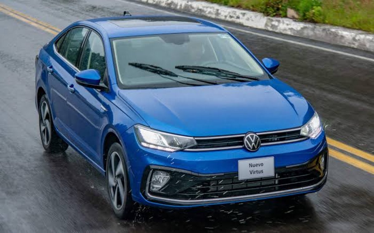 [Volkswagen Virtus renovado vende 2.500 unidades em 3 horas ]
