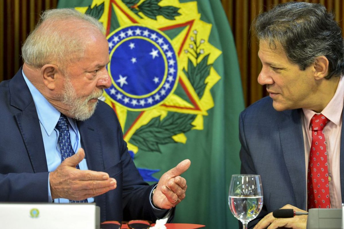 [Reunião para propor nova regra fiscal a Lula termina sem previsão de anúncio]