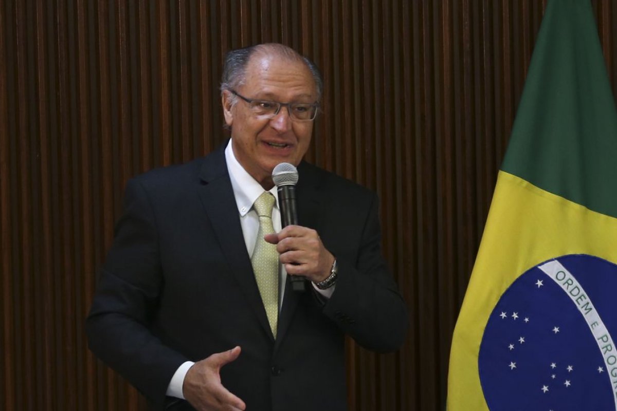[ Alckmin diz que governo está interessado em 'acelerar' acordo com Mercosul]