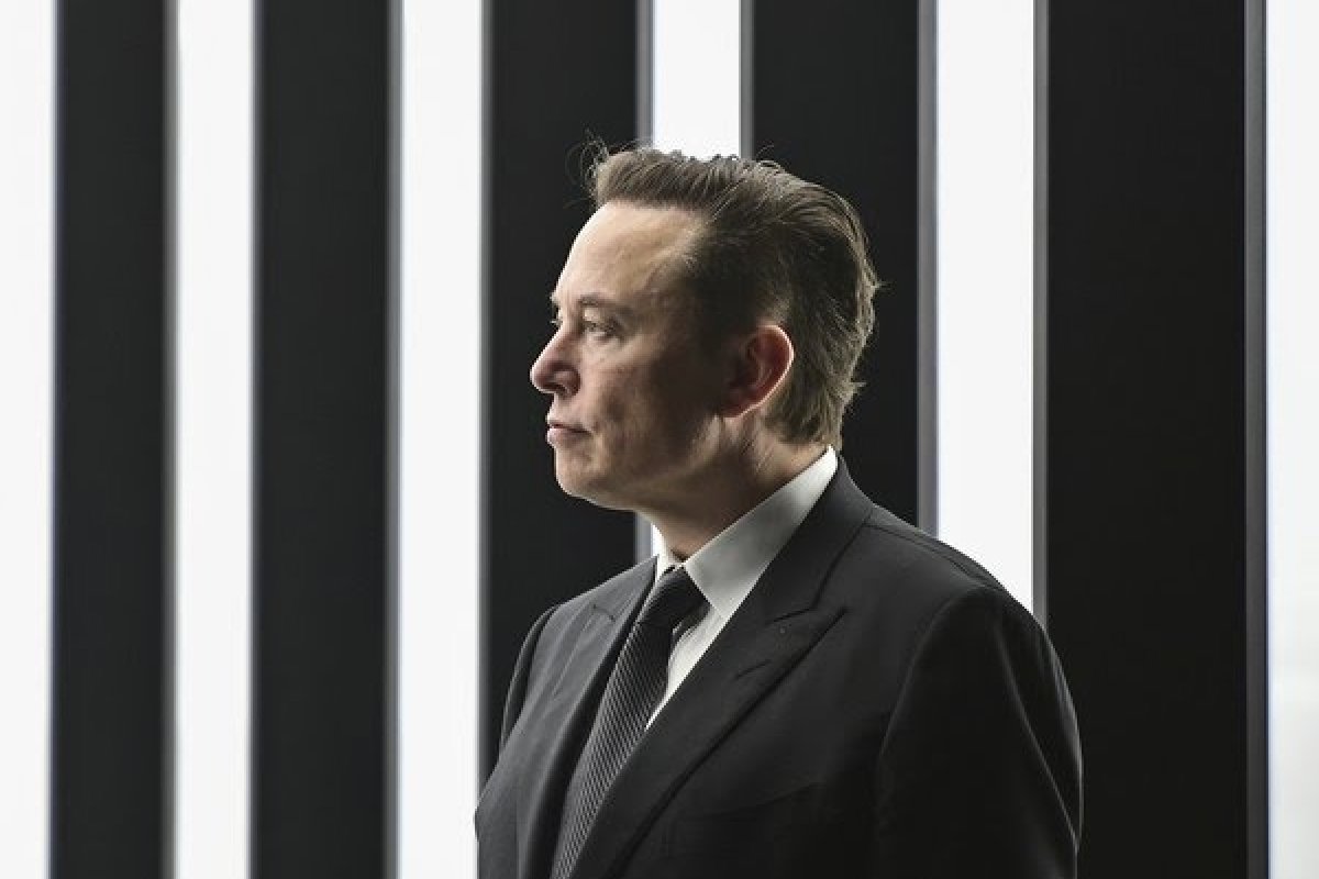 [Elon Musk revela que está desenvolvendo nova Inteligência Artificial]