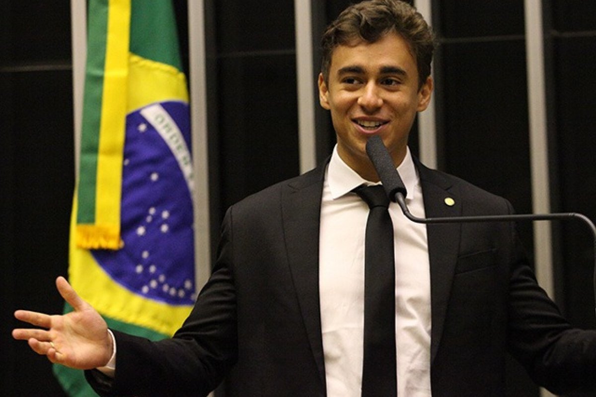 [Nikolas Ferreira pede prisão do General Gonçalves Dias, ministro-chefe do GSI]