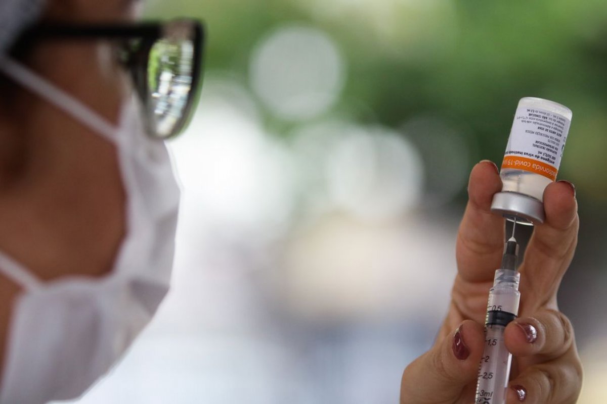 [Vacinação contra gripe e contra Covid-19 é suspensa neste final de semana em Salvador]