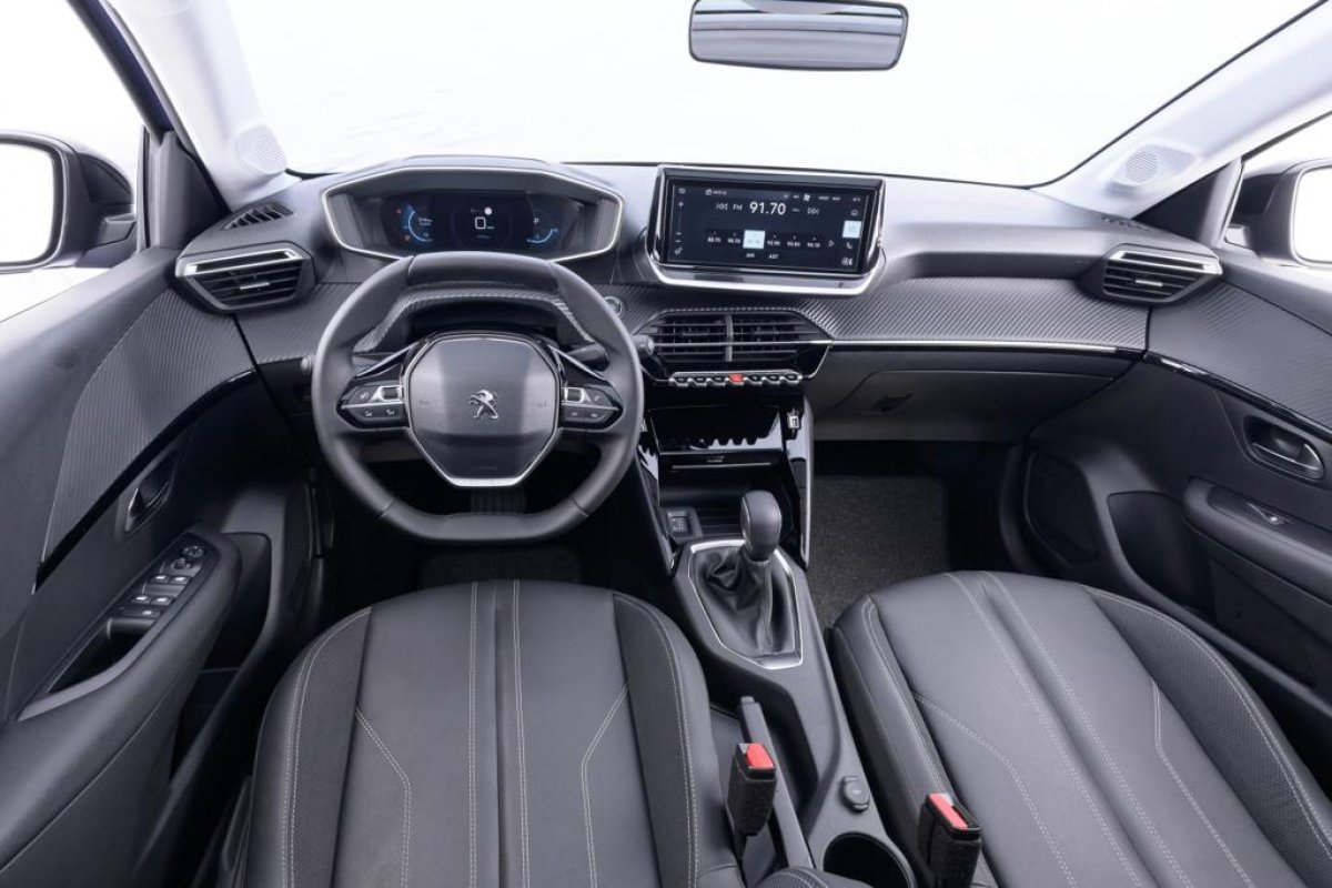 [Novo Peugeot 208 turbo: preços das três versões e lista de equipamentos]