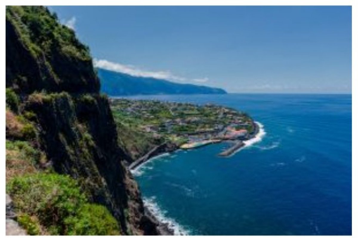 [5 motivos para escolher a Ilha da Madeira como seu próximo destino de férias! ]