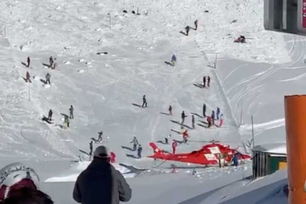 [Avalanche atinge estações de esqui na Europa e deixa vítimas]