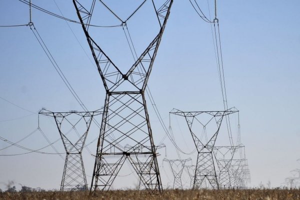 [Brasil importa energia do Uruguai para garantir o fornecimento de energia no RS]