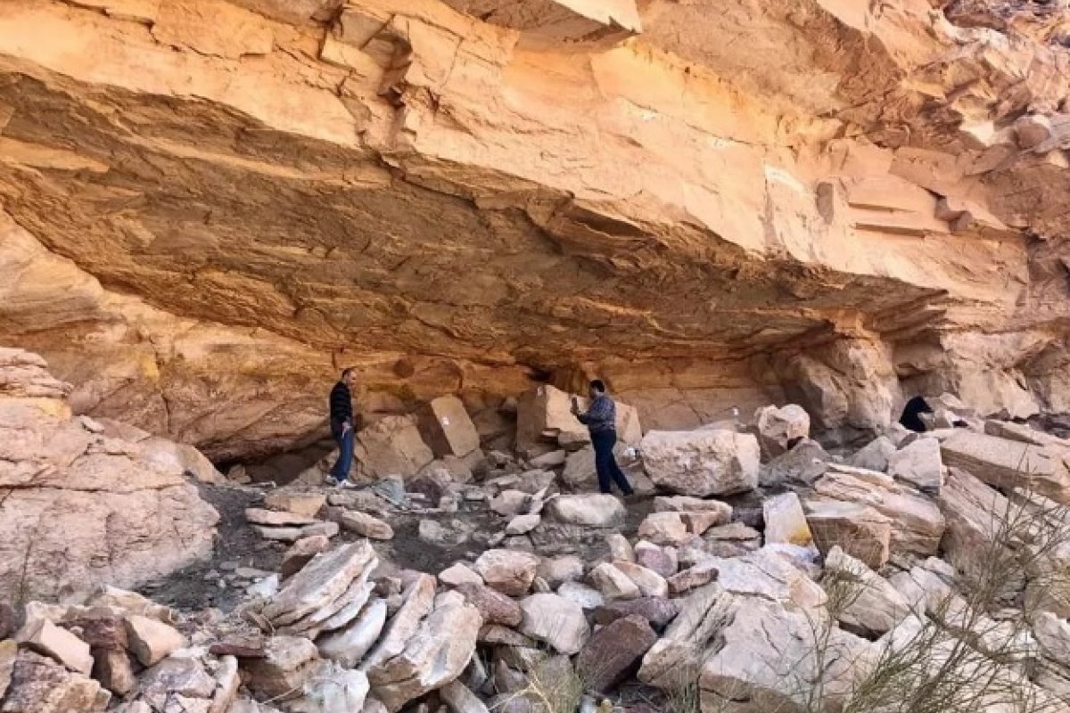 [Turista localiza caverna no Egito com pinturas de 10 mil anos]