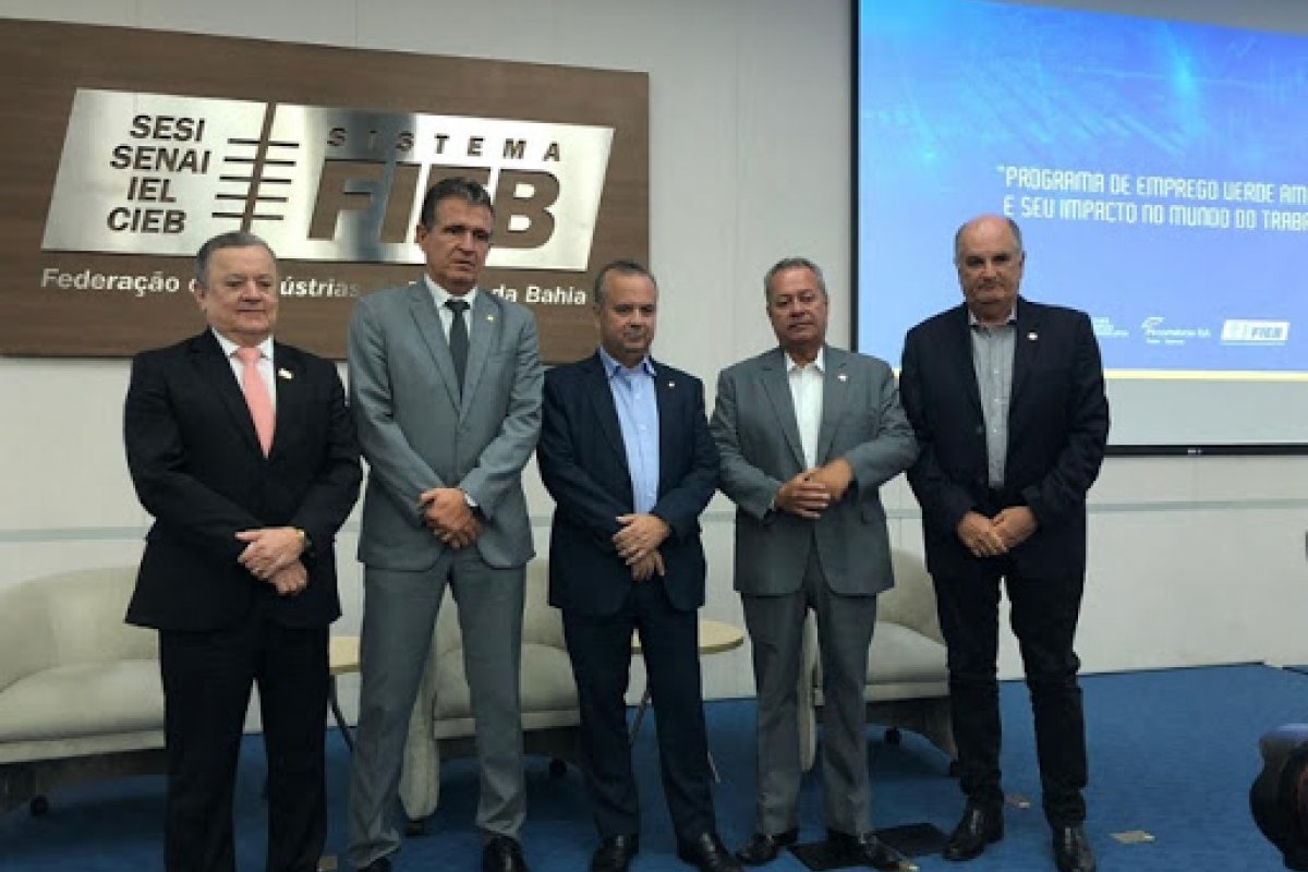 [Presidentes da FIEB, FAEB e Fecomércio escrevem Carta Aberta aos prefeitos da Bahia]