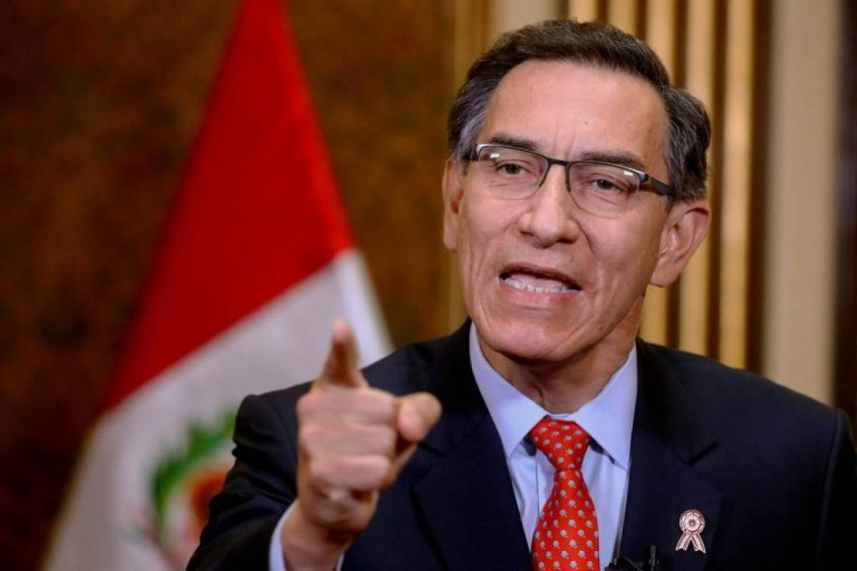 [Congresso do Peru aprova fim da imunidade para presidente e ministros]