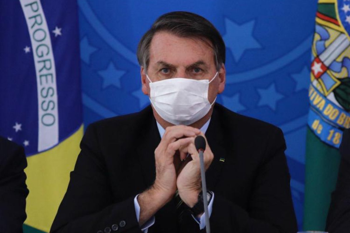 [Datafolha: 49% dos brasileiros não responsabilizam Bolsonaro pelo avanço da covid-19 no Brasil]