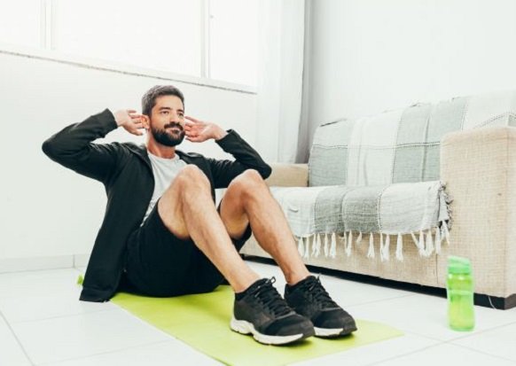 Práticas de exercícios físicos ajudam a aliviar o estresse (Divulgação/Shutterstock)