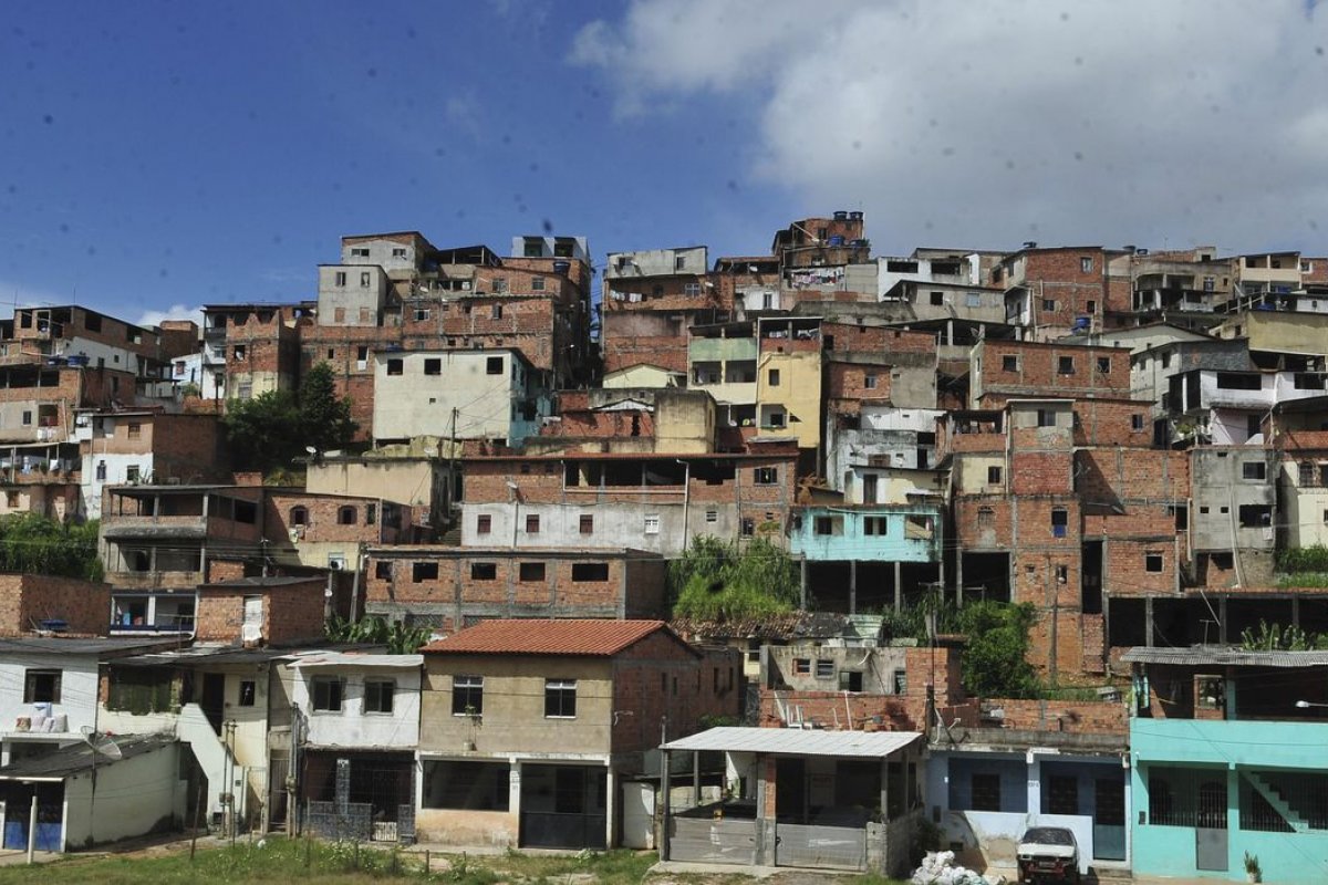 [Projeções indicam que desigualdade no Brasil deve aumentar em 2021]