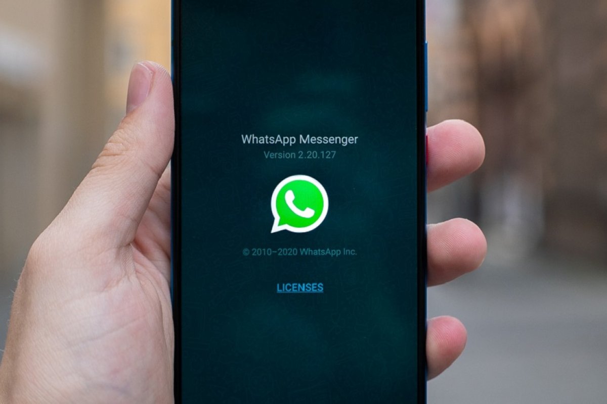 [WhatsApp deve lançar funções para deslogar conta e uso em mais de um aparelho ]