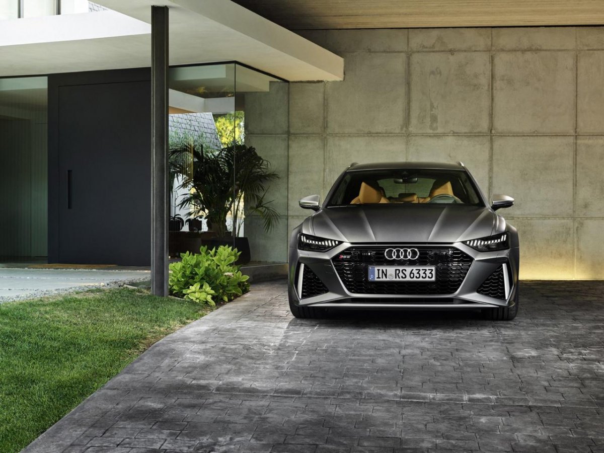 [Audi RS 6 Avant tem visual invocado e motor de Lamborghini]