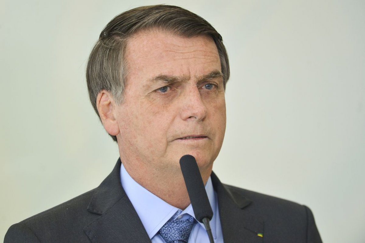 [Bolsonaro fará pronunciamento oficial sobre incêndios na Amazônia]