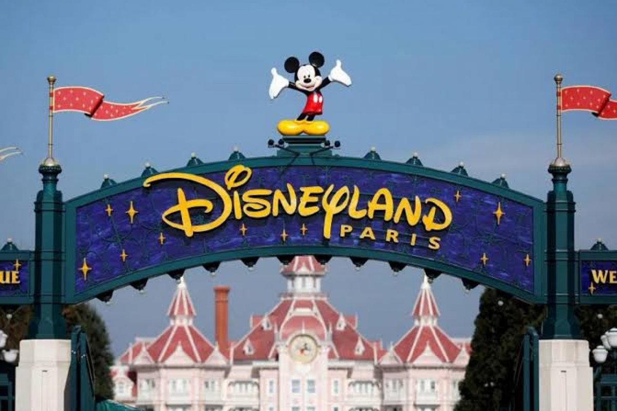 [Disneyland de Paris reabrirá em 17 de junho e ingressos já estão à venda ]