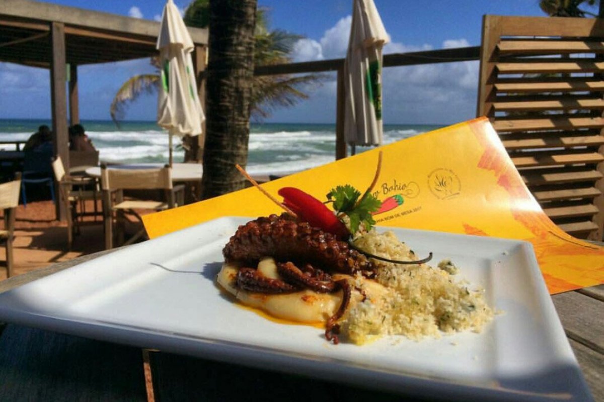 Futuro do turismo gastronômico - Editorial | Farol da Bahia