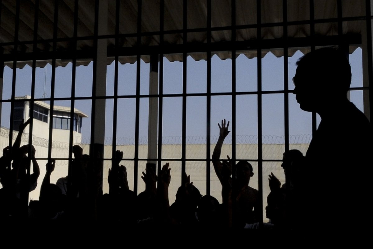 [Amazonas: governo confirma a transferência de nove presos e morte de 55 detentos]