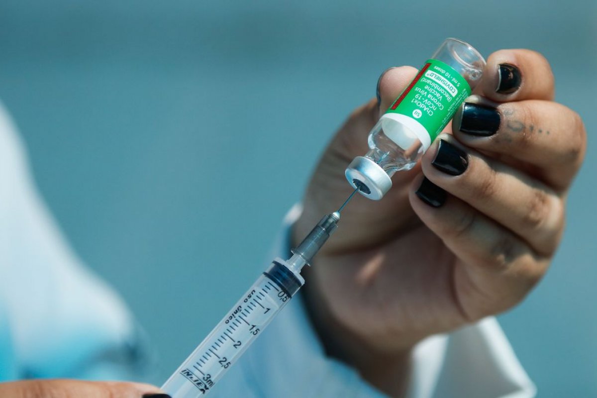 [Crise sanitária: queda na cobertura vacinal traz aumento de doenças infecciosas no Brasil]