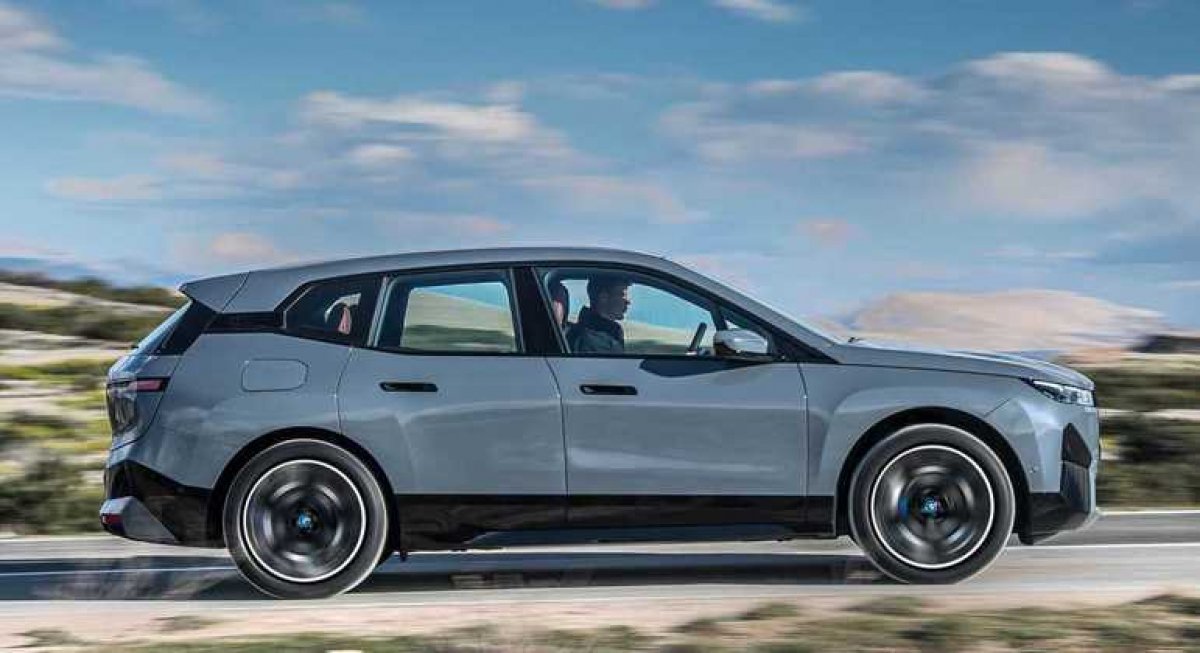 [BMW confirma SUV e sedã esportivo elétricos para o Brasil ]