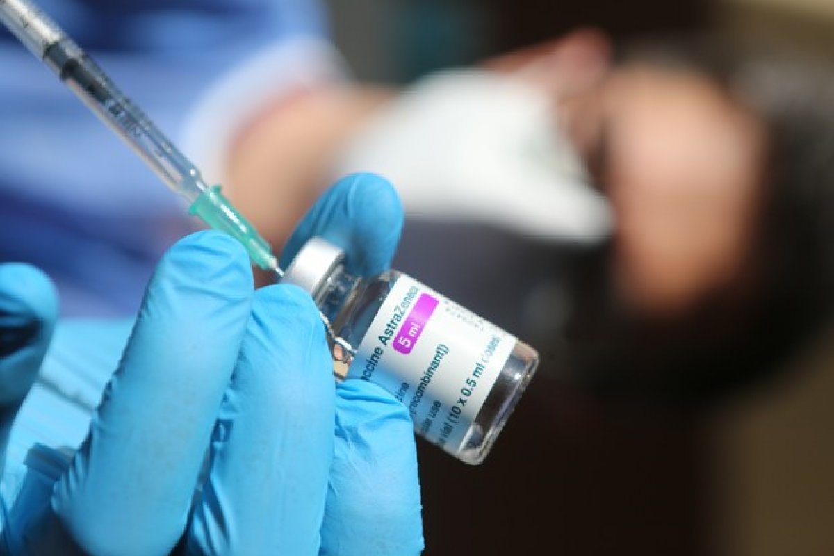 [Ministério da Saúde estuda eficácia de meia dose de vacina contra Covid-19]