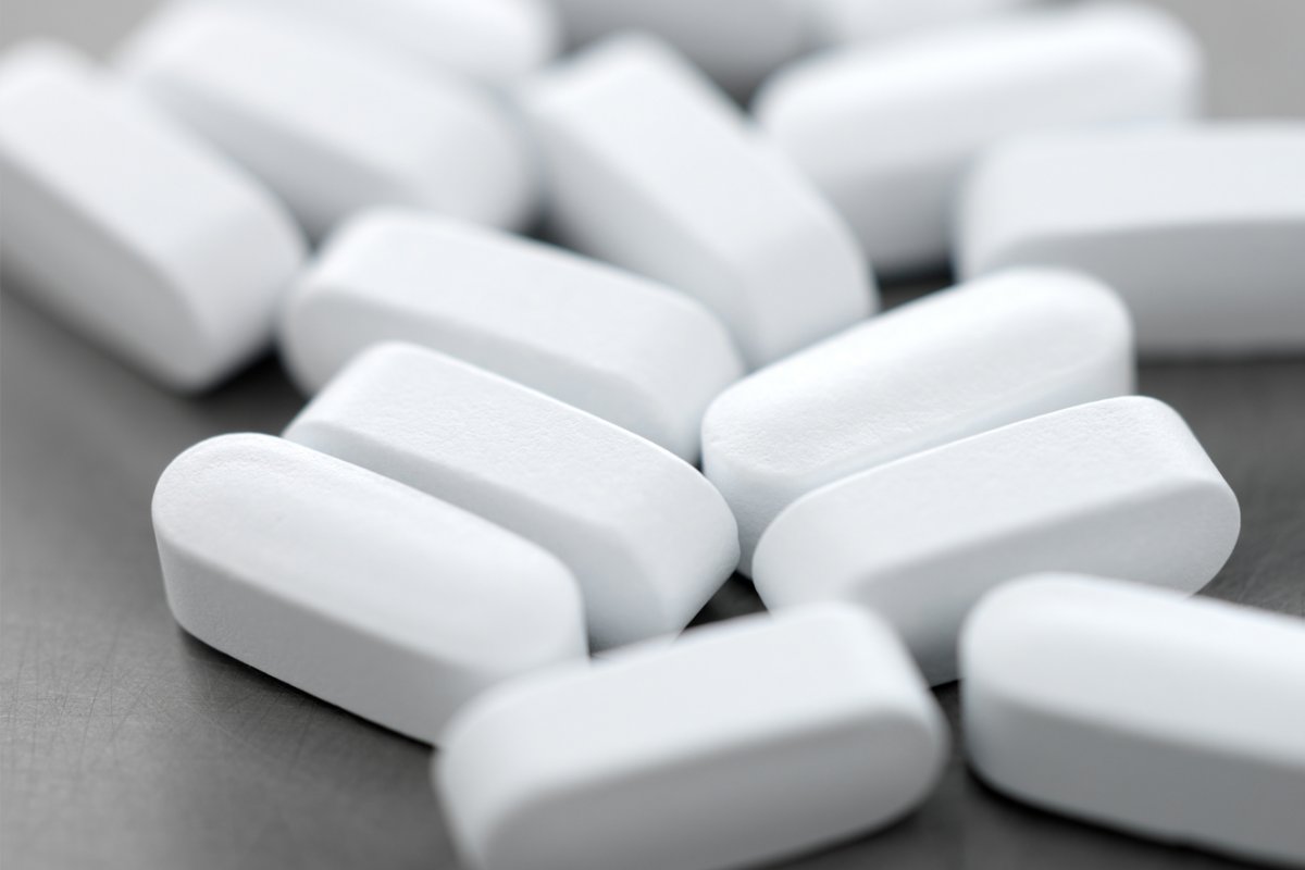 [Uso de aspirina sem indicação médica pode ser prejudicial para idosos hipertensos]