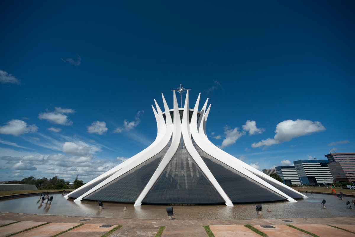 [Dia do arquiteto: 5 obras de Oscar Niemeyer em Brasília para se maravilhar com os traços do artista]