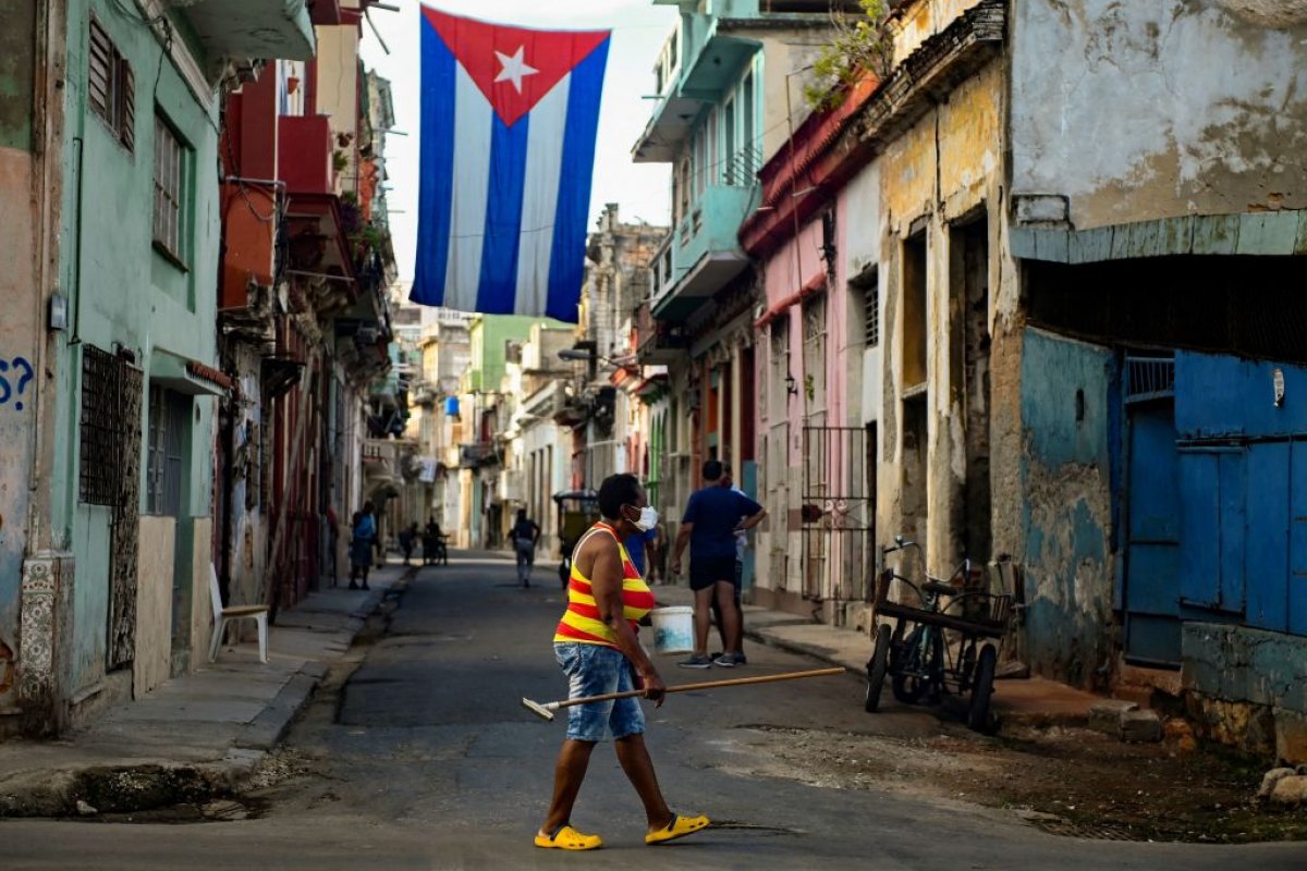 [Cuba chega ao fim do ano com inflação beirando 70%, diz ministro]